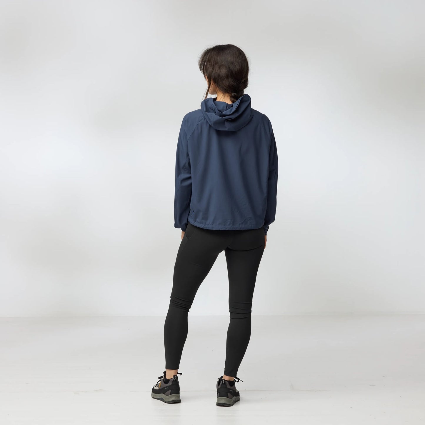 HIGH COAST SHORT WIND HOODIE W - US 1235