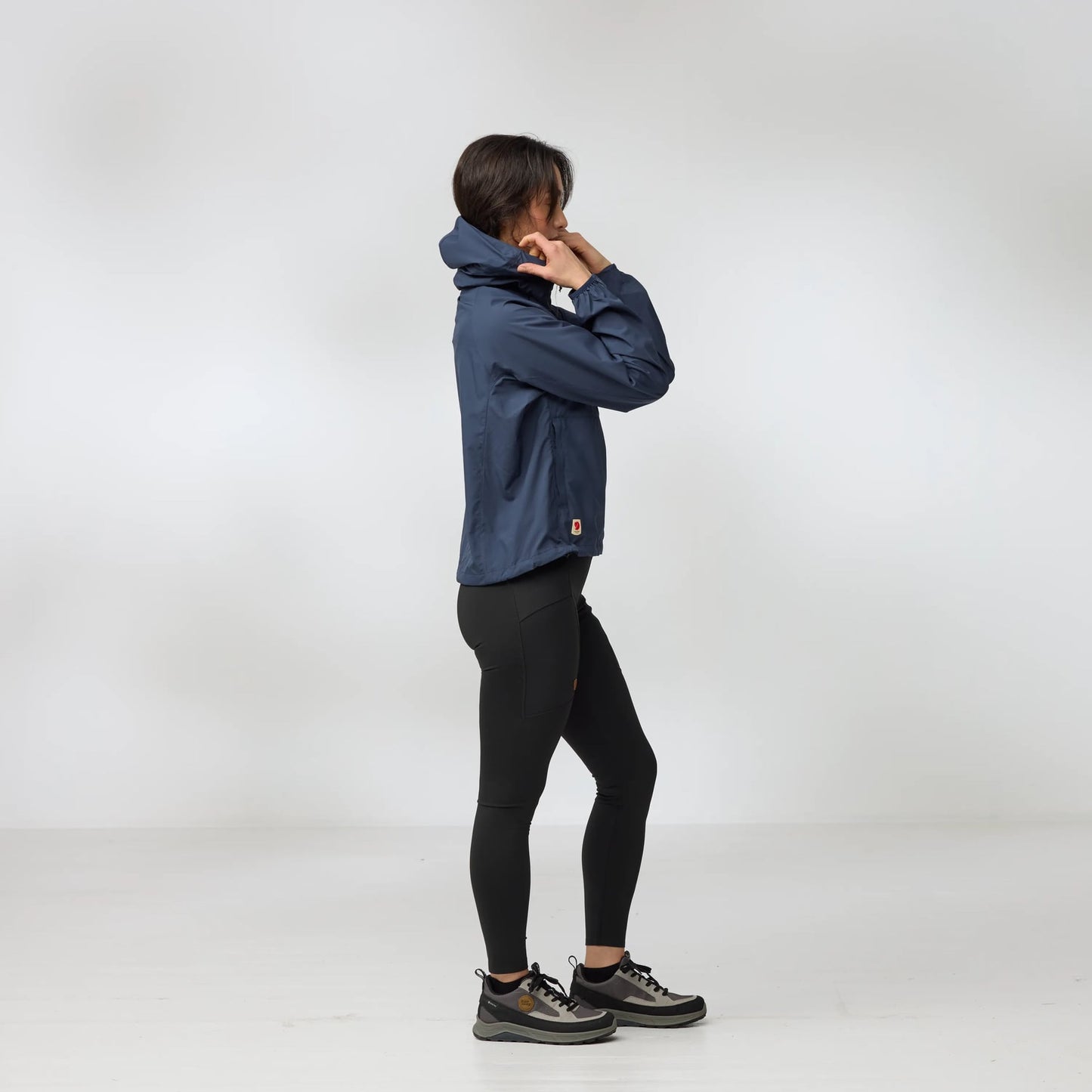 HIGH COAST SHORT WIND HOODIE W - US 1235