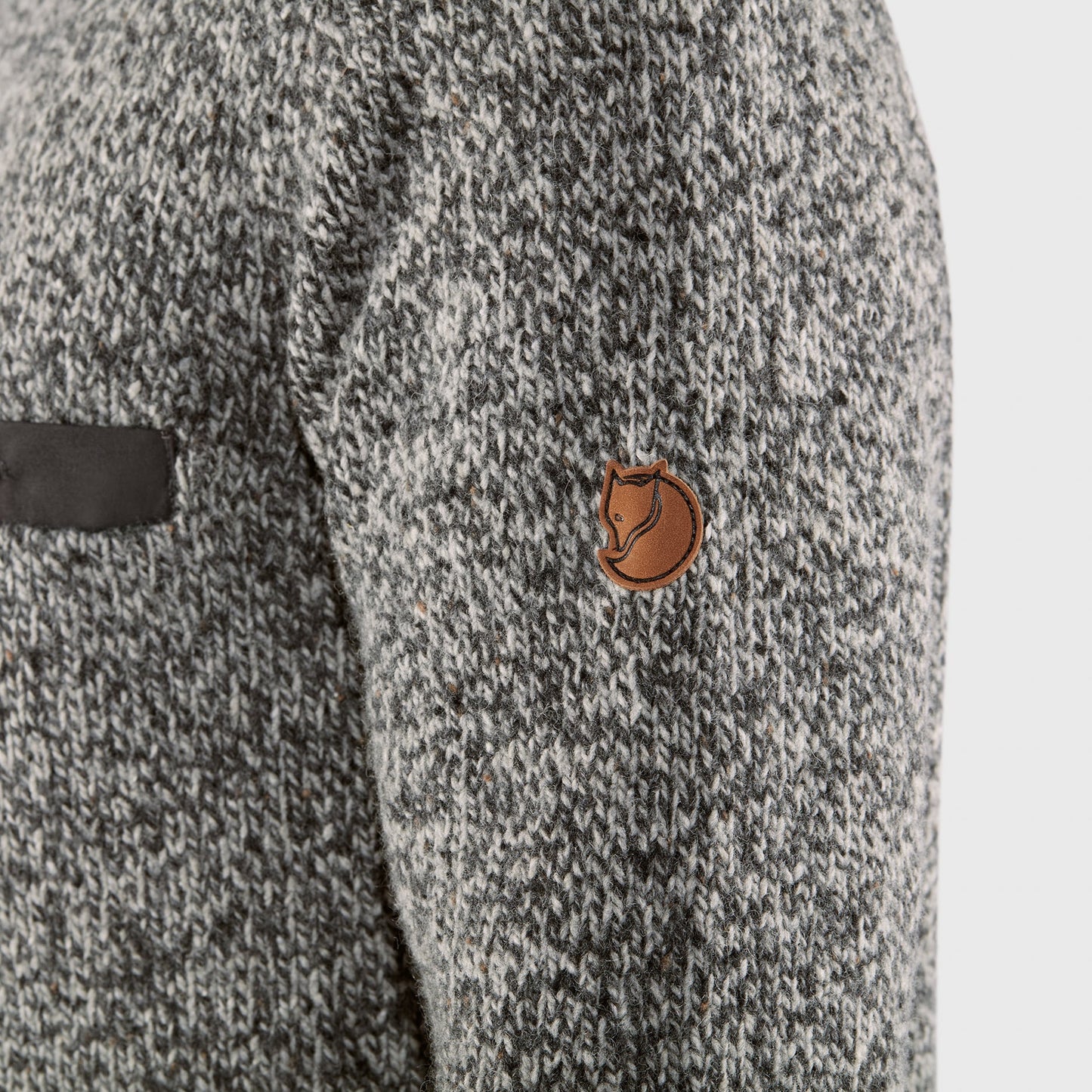 LADA ROUND-NECK SWEATER M - US 7725