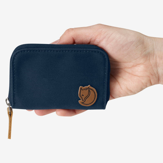 ZIP CARD HOLDER - US 7011